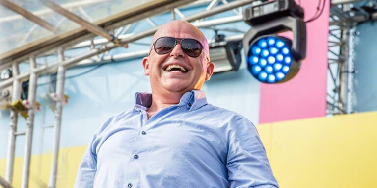 Dit zijn de eerste namen op Atze party 2021! Het Dit zijn de eerste namen op Atze party 2021! Het